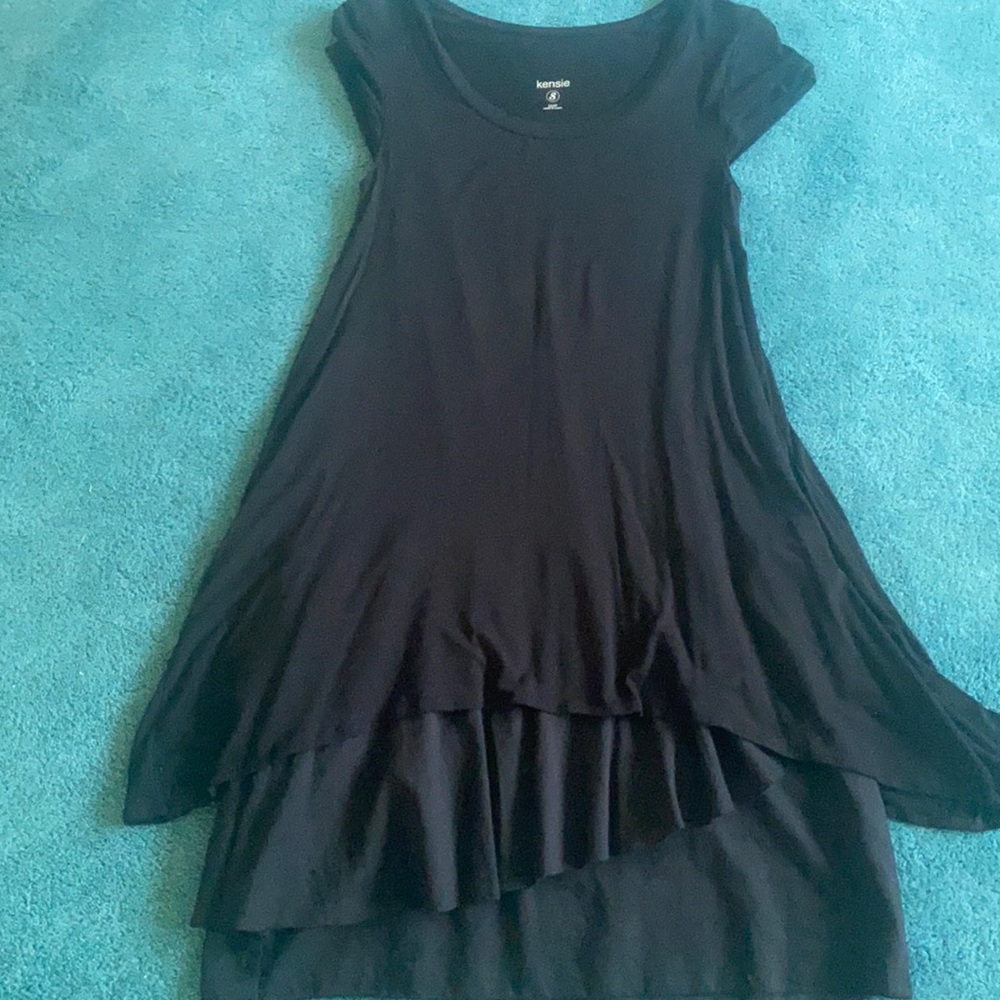 Kensie layered little black 👗